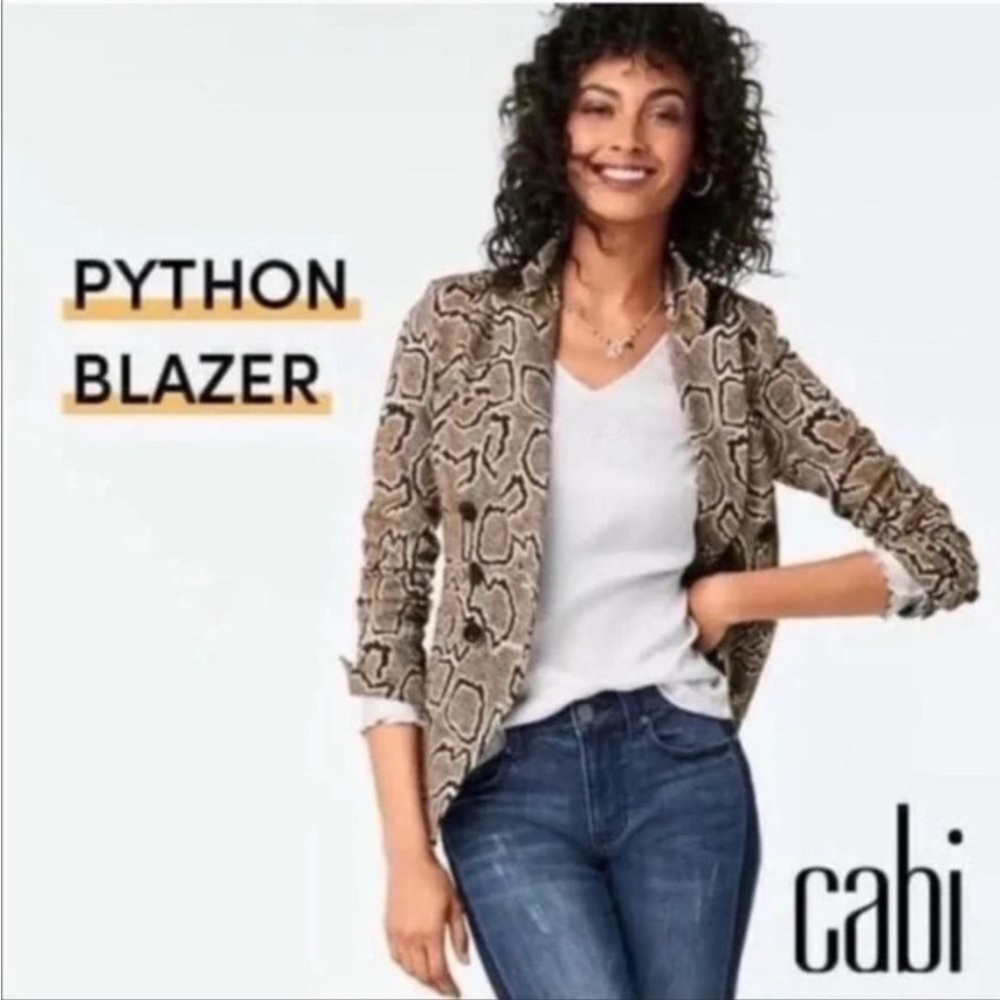 Cabi Blazer Women’s
Python Snake Print
Double Breasted Jacket Size 0.